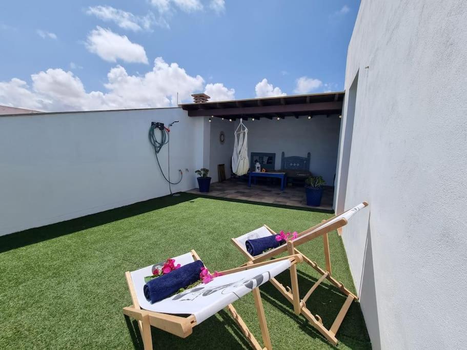 Bel Air Surf Escape Apartment Cotillo Екстериор снимка